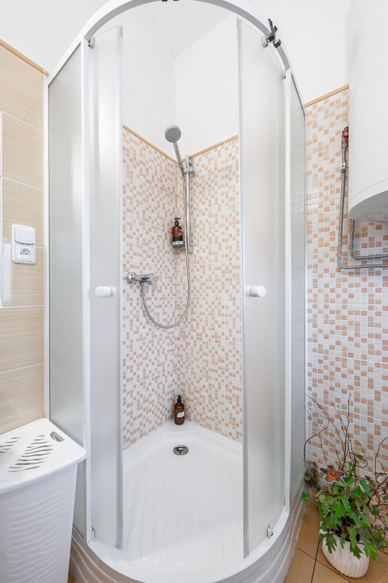 2 Room Flat Hlavna Kosice With Parking Ngoại thất bức ảnh