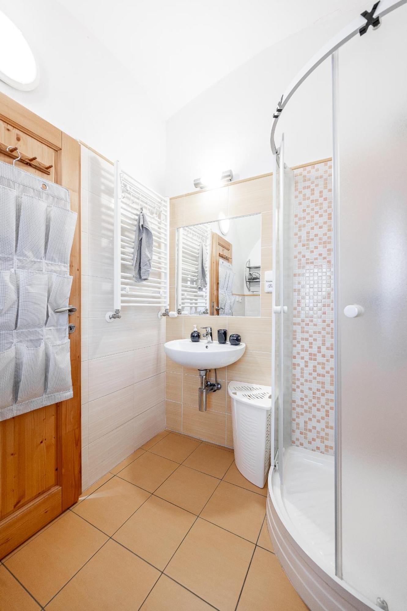 2 Room Flat Hlavna Kosice With Parking Ngoại thất bức ảnh
